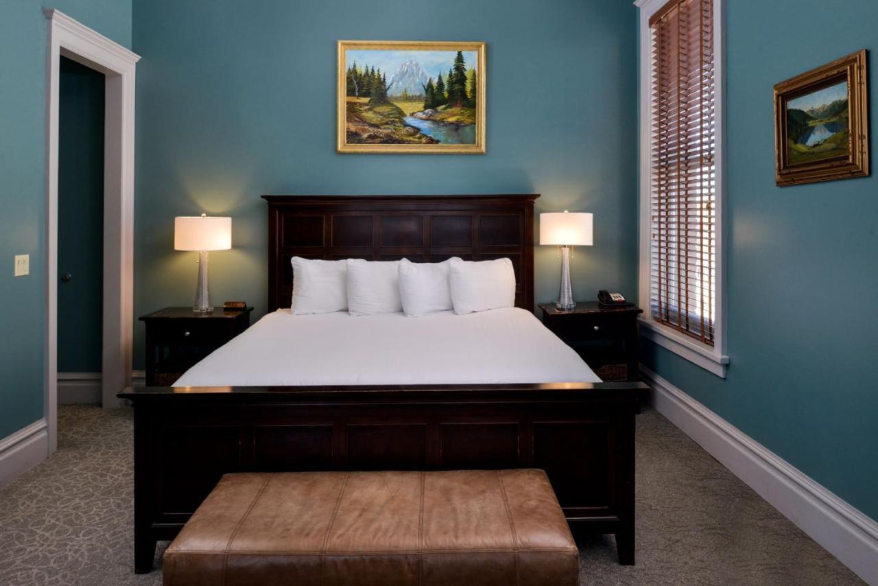 Montvale Hotel (Adults Only) Spokane Exterior photo