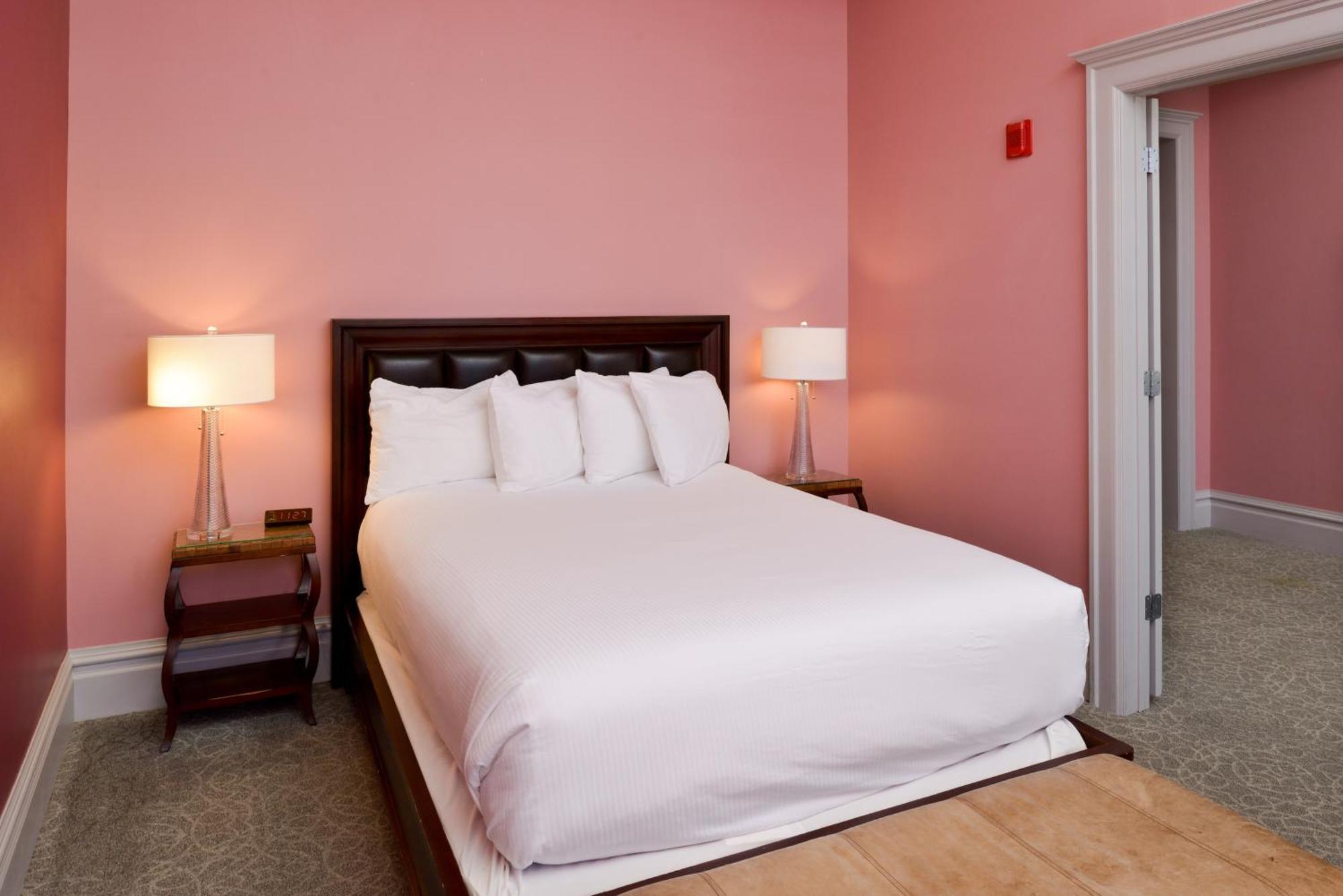 Montvale Hotel (Adults Only) Spokane Exterior photo